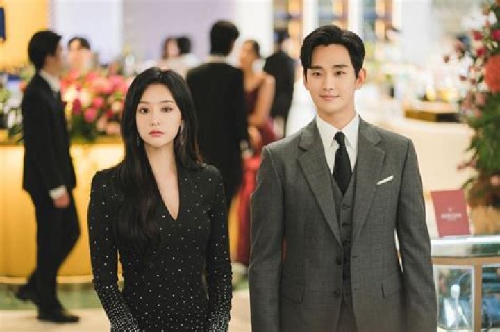 Unraveling The Mystery: Who Is Kim Soo Hyun's Girlfriend?